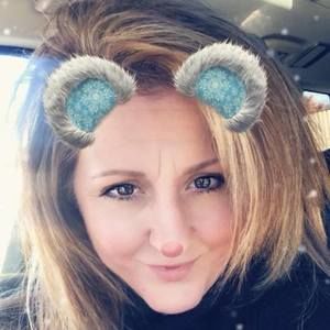 Meet your Posher, Shelly